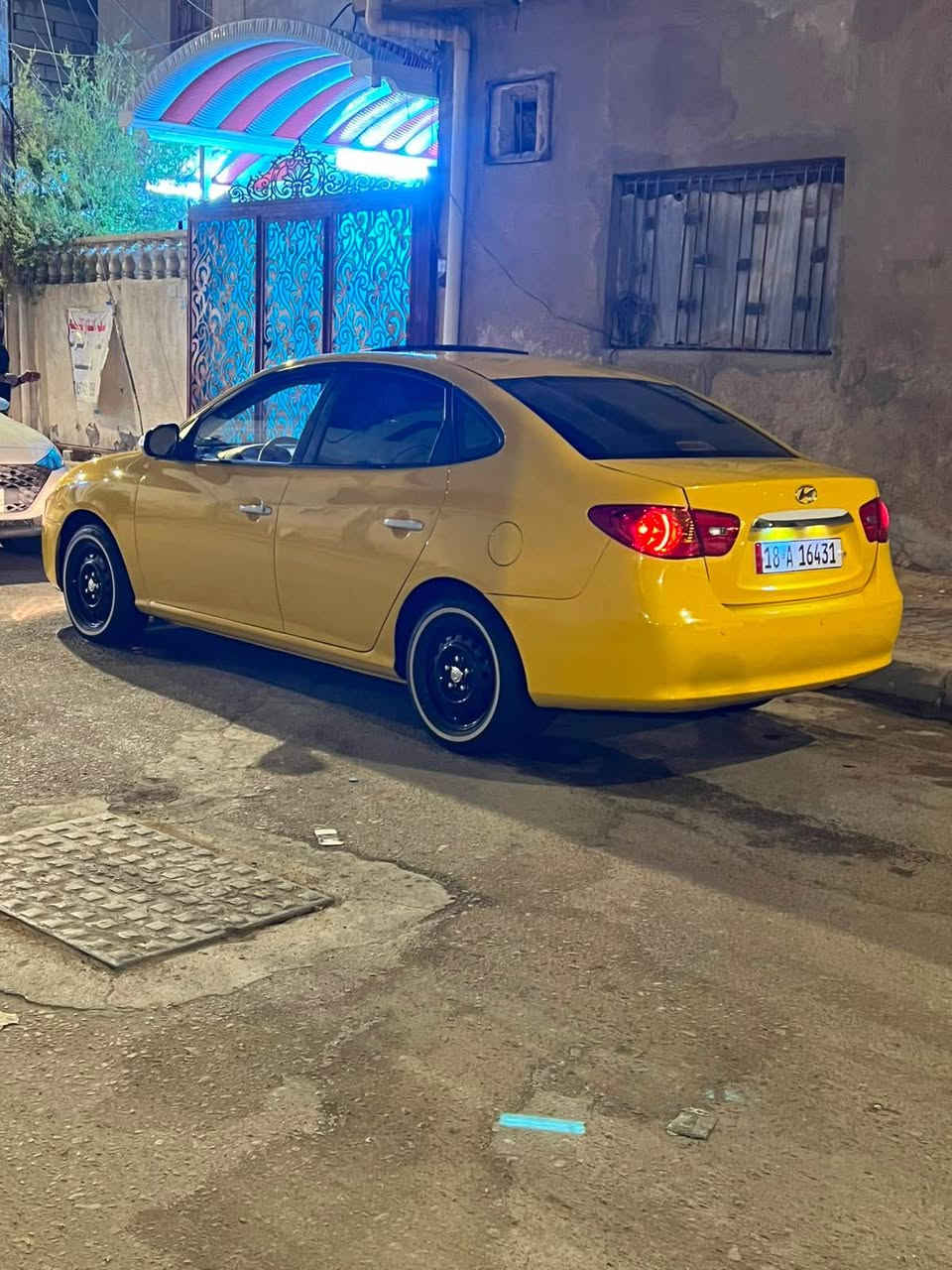 السلام عليكم النترا مديل ٢٠١١ خليجي رقم بابل شرط تحويل مصفره هيئة وغرامات سيارة ستوه مصبوغه مكينه ستوني شاده حاويه تبريد قبل سبوع منضومه جديده تخم تاير جديد حداده من اطول للطول جديده غرفه مدوشه جديده سيارة جاهزه ع اخر حبايه مكاني البصرة اتصل وبخدمتك السعر ١٠٠ وبيه مجال للأستفسار *********** شط العرب, البصرة
