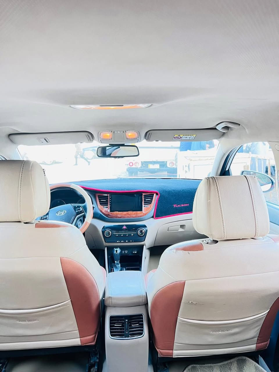 للبيع توسان 2016 رقم بغداد
محرك 2000

مري شفط 

تحكم استيرن 

السياره ضرره قطعتين باب السايق والخلفي بدون دواخل 

سياره جاهزه من كلشي 

سنويه لل 30و باسمي تحويل ثاني يوم 

السعر 168 وبيه مجال 

مكان بابل الاتصال ***********
