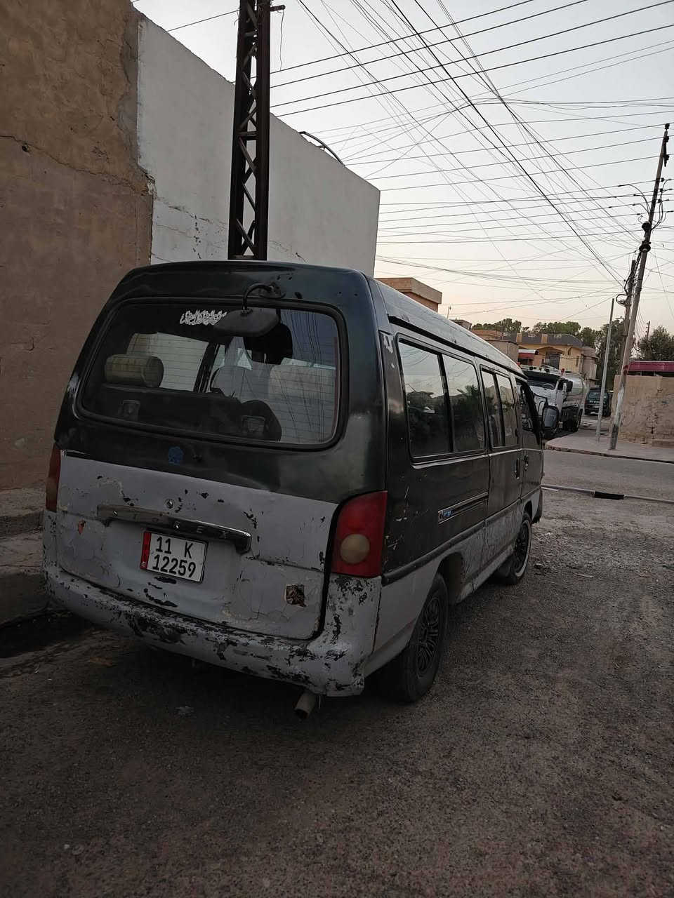 السلام عليكم كيا هوندا موديل 2000 سنويه جديده هيئه غرامات صفر السعر 45 وبيها مجال  ***********
