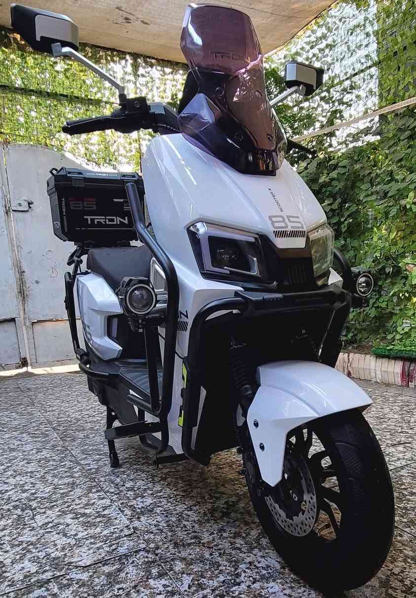السلام عليكم..
 صاعقه.. 2026....TRON......عدد البطاريات..6..مسطره ..النوع كرافين..الملف ..2000w...تمشيك بل شحنه الواحده ..70.k.كيلو ....بلوتوث..مثبت سرعه..مخرج شحن USP...شاحنه اصليه تدعم الشحن السريع والأيقاف الذاتي عند امتلاء البطاريات..الدراجه بعده وضع وكاله..مستخدمه _7 _ ايام    فقط ..مكفوله من الشخط الواحد ..تكدر تكول زيروو..وصله بيه ..السعر (مليون ) قفل ...مكاني بغداد الشعب..قرب محكمة الشعب الجديده على الشارع العام الشراي يتصل..***********...واتساب موجود
