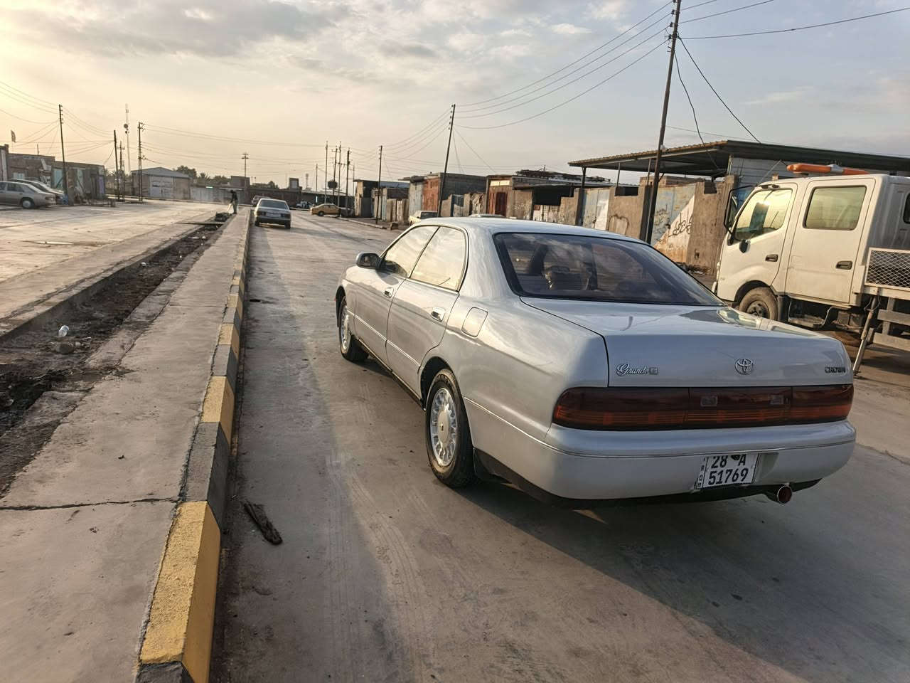 السلام عليكم بطه لون أبيض لولوي موديل 1991 أرقام جديده رقم نجف سنويه 2030 بسمي سياره مكفوله اصوليات وعيب شرعي وشاصي مصبوغ عام جماليه مكفوله من الضرب القوية طخه بسيطه ببه با هلال مكينه كير حداديه خير من الله تبريد شغال ربل قماره جديد دشبول جديد كشات حلوه وجديه شاشه شغال وكامره الفيديو موضح كلشي موجود با منشور السعر 65 مكان ناصرية رفاعي رقم التلفون *********** بي واتساب
