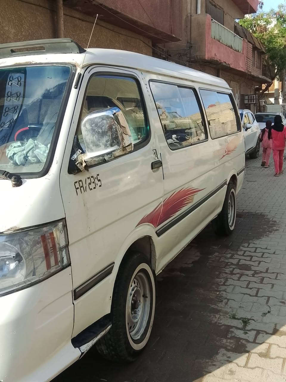 السلام عليكم سياره فتون2014Fتفاصيل رقم شاصي شعار جديد
سياره تخم تاير جديد  محرك خير من الله ومعمره بس الوزه جاملغات صبغ 
عليها غرامه 800الف علا المشتري 
وبعد انته تجي تكلب علا راحتك العنوان بغداد مدينه صدر  الي يحب يشتري او يستفسر يتفضل خاص ***********
