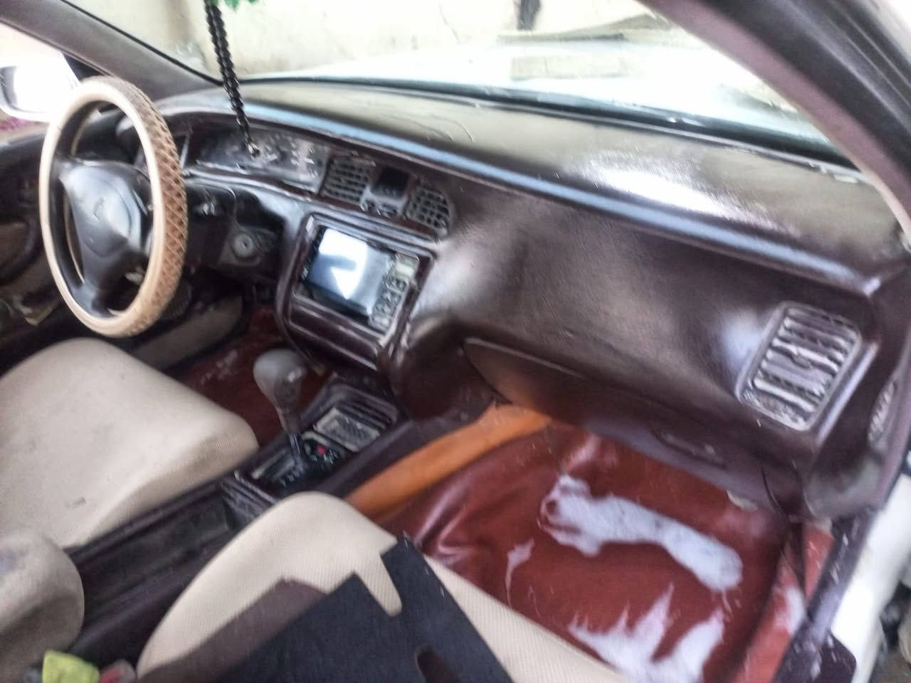 سلام عليكم بطه مكفوله من الكصه ونقل الجثه ولاصوليات سياره حلوه تخم تاير حداده كشرتها حلوه دواخل نضيفه  سنويه مجدده ل٢٠٣٣ سياره جاهزه كير مكينه قبل ايام داخله هزه السياره  سعر ٤٥ بيها مجال قليل  *********** متواجد
