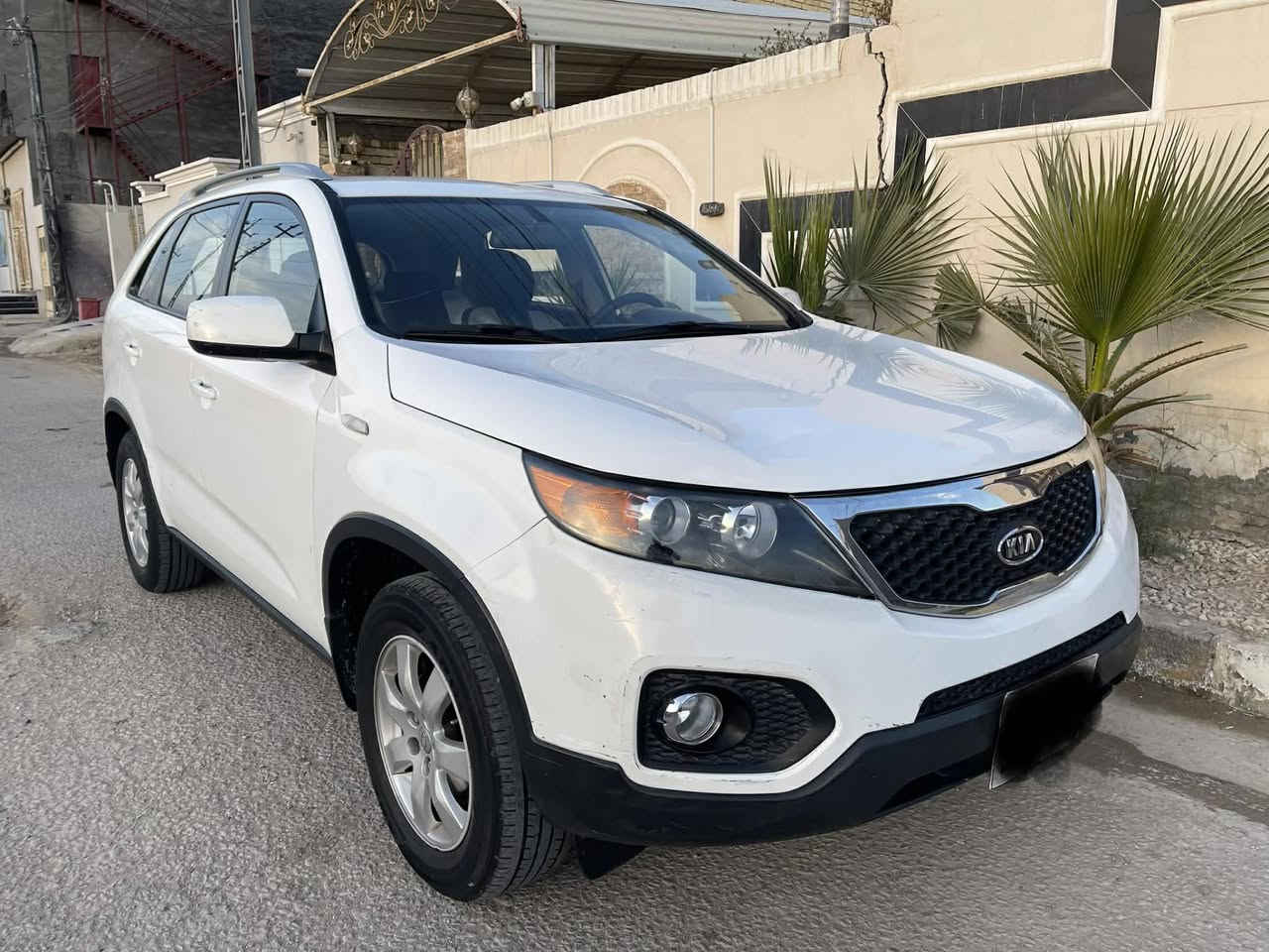 السلام عليكم من رخصه الادمن كيه سورنتو خليجي 
بدون صبغ مكينه كير حداديه صدر تخم تاير تبريد 
ثلج رقم شمالي تحويل وكاله حاظر السعر 130وبيه
مجال غير متواجد فيس للاستفسار ***********
