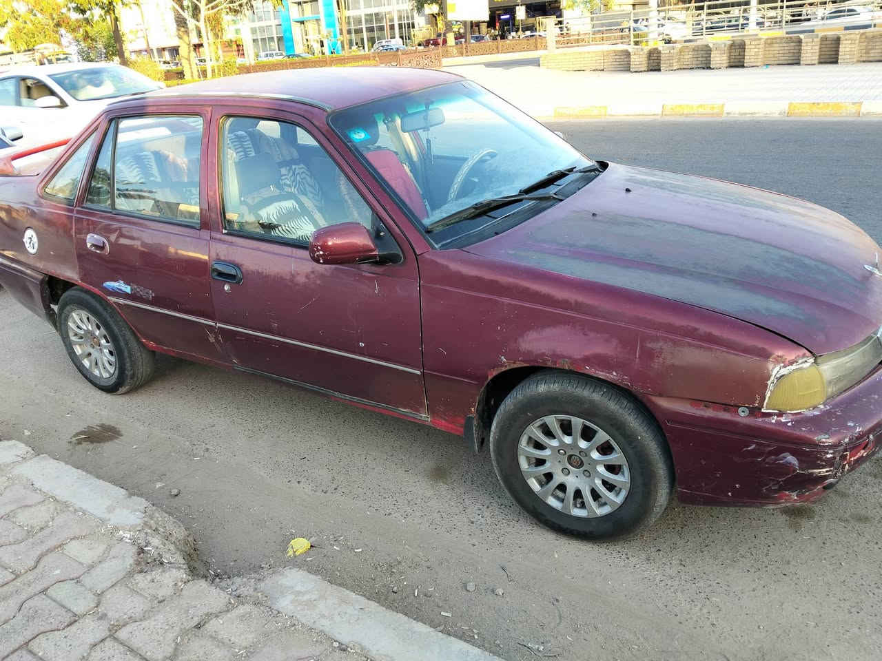 السلام عليكم 
دايو سلو للبيع سياره جاهزه من كلشي كير ومحرك وتبريد داخلها حلو ومرتب تايرات زوج جديد وزوج نص عمر تحويل مباشر رقم جديد اقتصاديه بالبانزين جدا للتواصل هاتف والخاص 
***********
