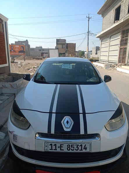 السلام عليكم 
سياره رينو فلونس م 2013 مكفولة كفاله عامه ماشيه 100
سويج عدد ثنين كتلوك الشركه استلام شركه سياره محرك 1600 قبغ أصفر اقتصادي لايت زنون اصلي بلوجكتر زنون تخم تاير جديد سياره جديده بمعنه كلمه تبريد ثلج تدفئه تنته كنتاره غرفته جديده سياره مال جناي السعر 75 وبيه مجال قليل جدا 
الرقم/ ***********

