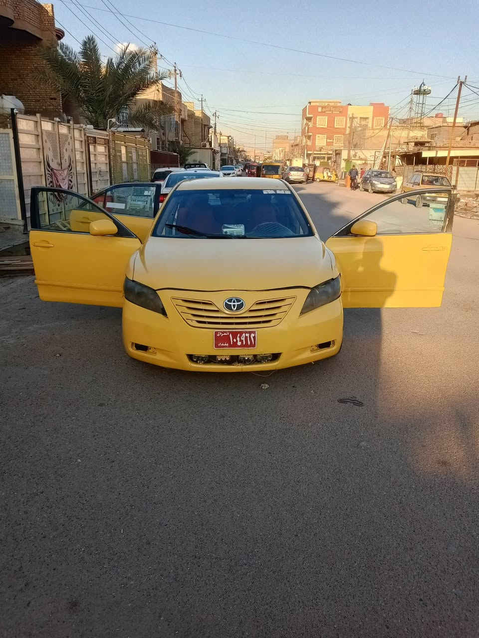 السلام عليكم للبيع كامري 2009 وارد خليجي جير ومكينه وحداديه كلها خير من الله راعيها موجود يريد تحويل سياره عليها هيئه 600 وراعيها يطلب خمسه اوراق مثل ما تشوف بعينك سياره جاهزه سعر البيع 45 ورقه وبيها مجال بسيط مكان بغداد الحبيبيه الاستفسار على هذا الرقم ***********
