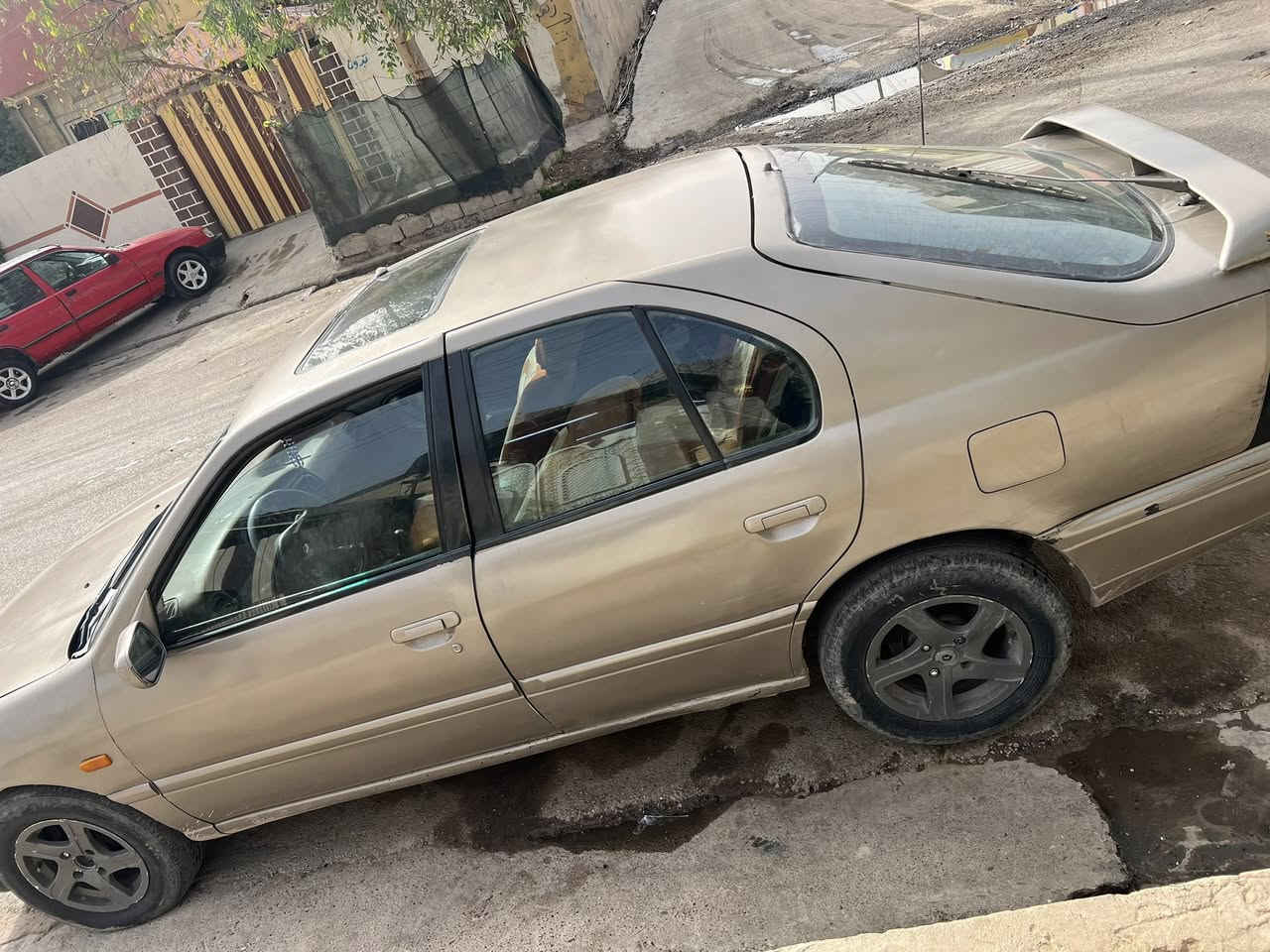 نسيان بريمره.  حجم 20. سياره فول كير عادي  سياره يعوزه ترتيب   سنويه خضره مرسمه  بيه اثر نفخ عينه وكلج جدد مبدله. سعر 15 *********** وتساب اتصال موجود
