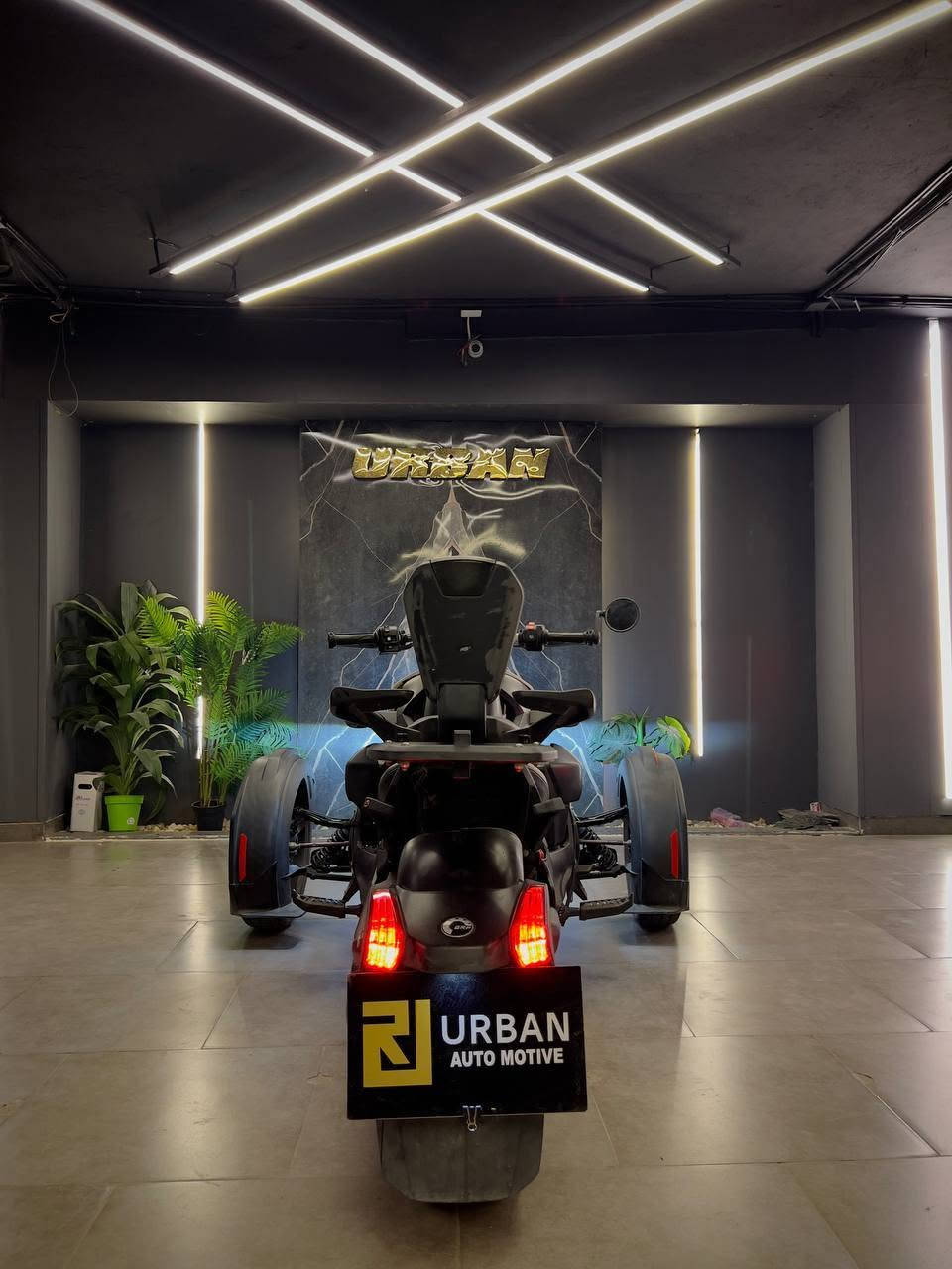 Can-Am 
Rayker Rally 900
Model 2023
900 Cc
82 Hp
10,000Km only
Automatic (CVT) 
AKRAPOVIC EXHAUST
رخصه سنه 

السعر :750,000 القاهرة, مصر


**إذا كنت صاحب هذا الإعلان وتريد حذفه لأي سبب، رجاءا أرسل رسالة إلى الدعم الفني**