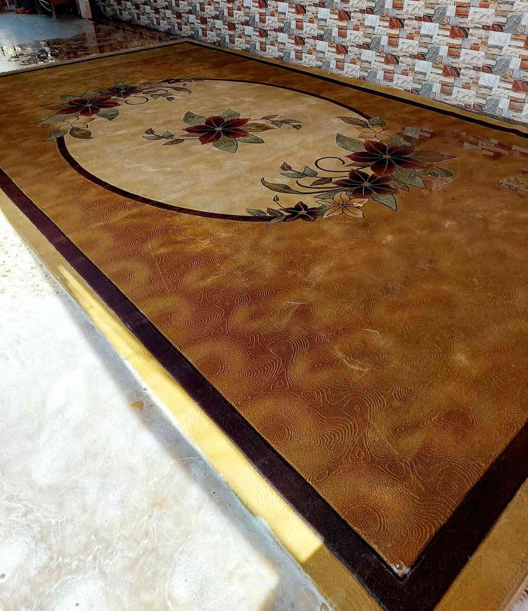 السلام عليكم قطعه للبيع
العرض 4 متر والطول 7 
قيم ما يرضى الله 
الهاتف *********** بي واتساب
مكاني ديوانيه
