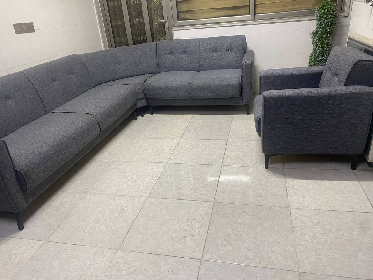 كورنر  تركي 7  نفرات ماركه SADF   نضيف سرير ومخزن قماش كتان مقاعد سبرنك   وايضاً تكدر تغير بالاتجاهات يمين او يسار حسب قياسك  عنوان اربيل فرمان بران للتواصل ماسنجر واتساب ***********
