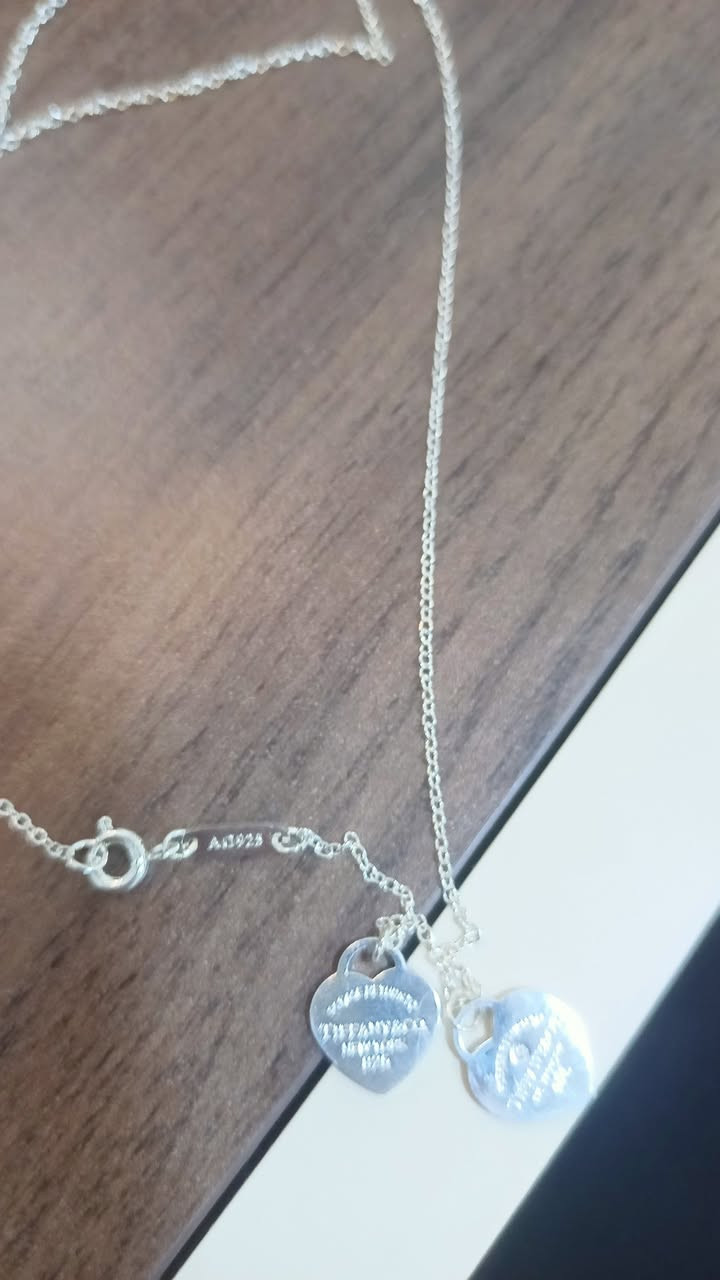 كلهم مختومات 925 بس اني ابيعهم حديد  شلع 
ادفع سعر بيهم 
متوفر توصيل جميع محافظات


**إذا كنت صاحب هذا الإعلان وتريد حذفه لأي سبب، رجاءا أرسل رسالة إلى الدعم الفني**