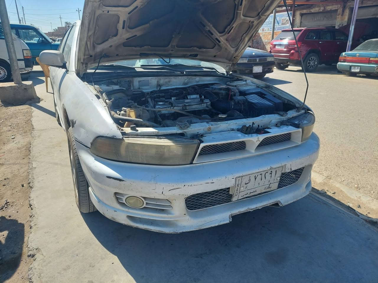 ميسوبوشي كلنت موديل 2000
تدفئة و تبريد فول
تخم تاير جديد
كير و محرك نظيف ضمان
السياره ناقصها ارفيو فقط
السياره طرف ثالث 
السعر 20 و بيها مجال 
التواصل على هذا الرقم فقط
***********
