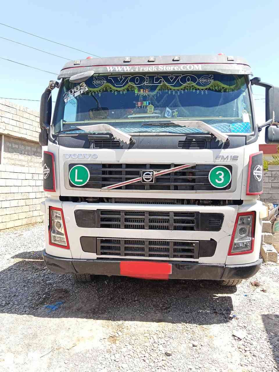 ما شاء الله، تبارك الرحمن
للبيع قلاب فولفو (FM 12) موديل 2003.. وحش الطرقات
 محرك گير اكسل كله شرط تبريد شرط السيارة نظيفة ومحتاجة صاحب حلال يهتم بيها.شوفوا التفاصيل بالصور 
المكان صلاح الدين 
ه‍ـ***********
