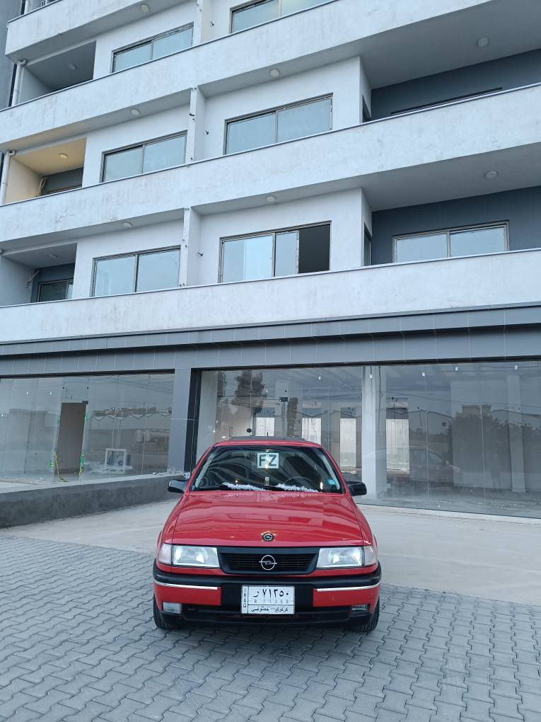 السلام عليكم اخواني أوبل للبيع موديل 1990 سياره جاهز من كل نواحي سياره بدون صبغ بدون ضربة كلشي على وضع شركة سياره احلى من الصور ه حجم محرك 20 دفتر بنزين موجود كير عادي رقم كركوك سياره بسمي شرط تحويل سنويا مشروع وطني لحد 2028وسعر 45 وبي مجال *********** مكان كركوك كركوك, العراق
