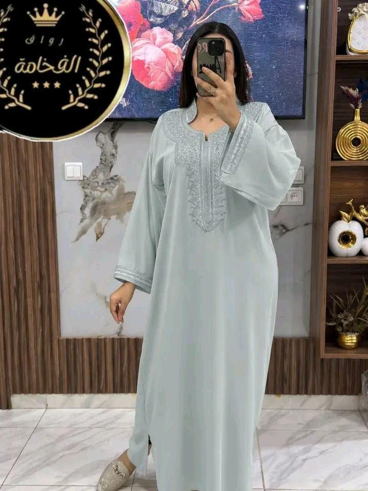 قفطان هماوي بطرز غزاال 

و ألوان موسمية بفصالة أنيقة 😘

بتوب كريب من نوع الممتاز 😍

طايات L.XL.XXl
 التوصيل مجاني لجميع المدن❤️


**إذا كنت صاحب هذا الإعلان وتريد حذفه لأي سبب، رجاءا أرسل رسالة إلى الدعم الفني**