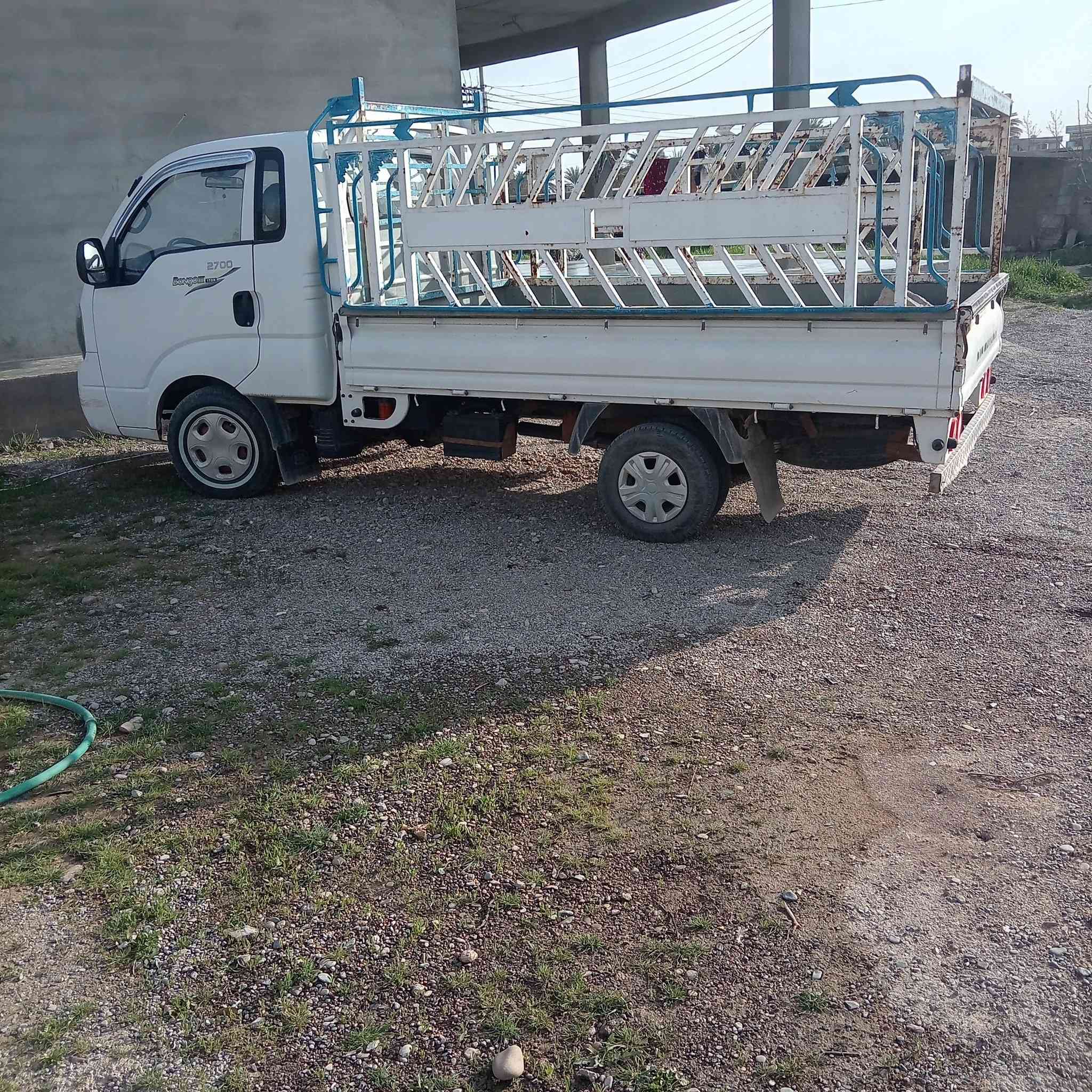 السلام عليكم ورحمة الله وبركاته كيا للبيع موديل ١٤ فول نظيفه مال بيت ***********
