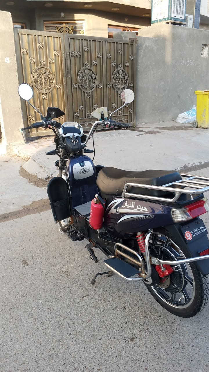 السلام عليكم ماطور شحن للبيع هارلي نضيف ٤٠٠ الف وبيه مجال بطاريات شهرين من شادهن.... *********** بي واتساب
