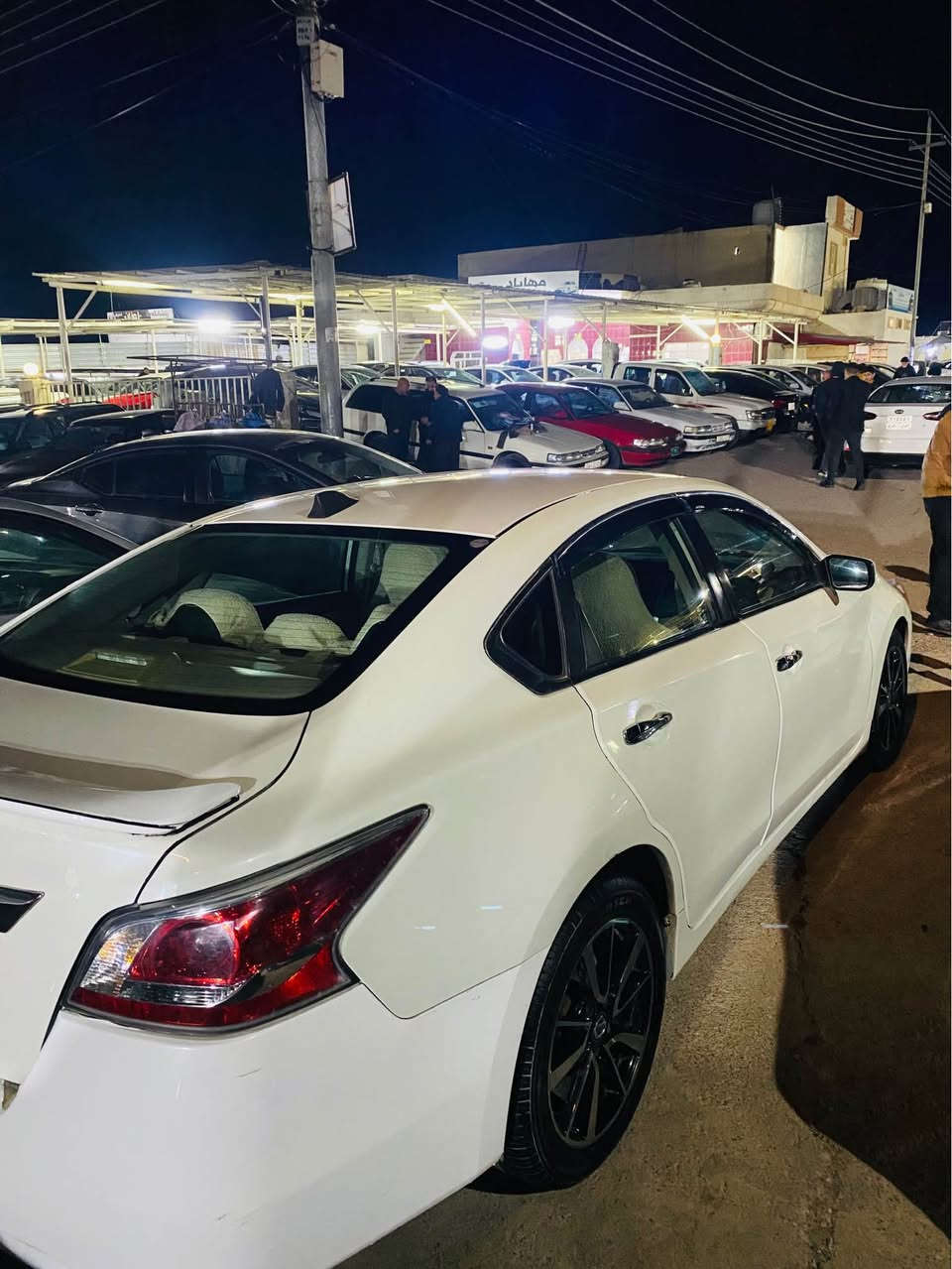 نيسان ئالتيما موديل2015سي بارجه بيداخلي يرباك  به س سكان سياره بي  ته عديل ماسفات SVفول فول ماسفات  به س سيلات نيه دا خلي زه ر ه  رقمو سنه وي  جديد هتا 2030رقم موبايل*********** اكر, نينوى
