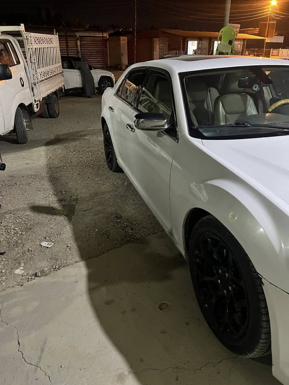 سلام عليكم عدي هاي اوباما البيع موديل 14 بيه كصه بس جنطه محرك 8 وسعره 60 وبيه مجال وهاذا رقمي ***********
