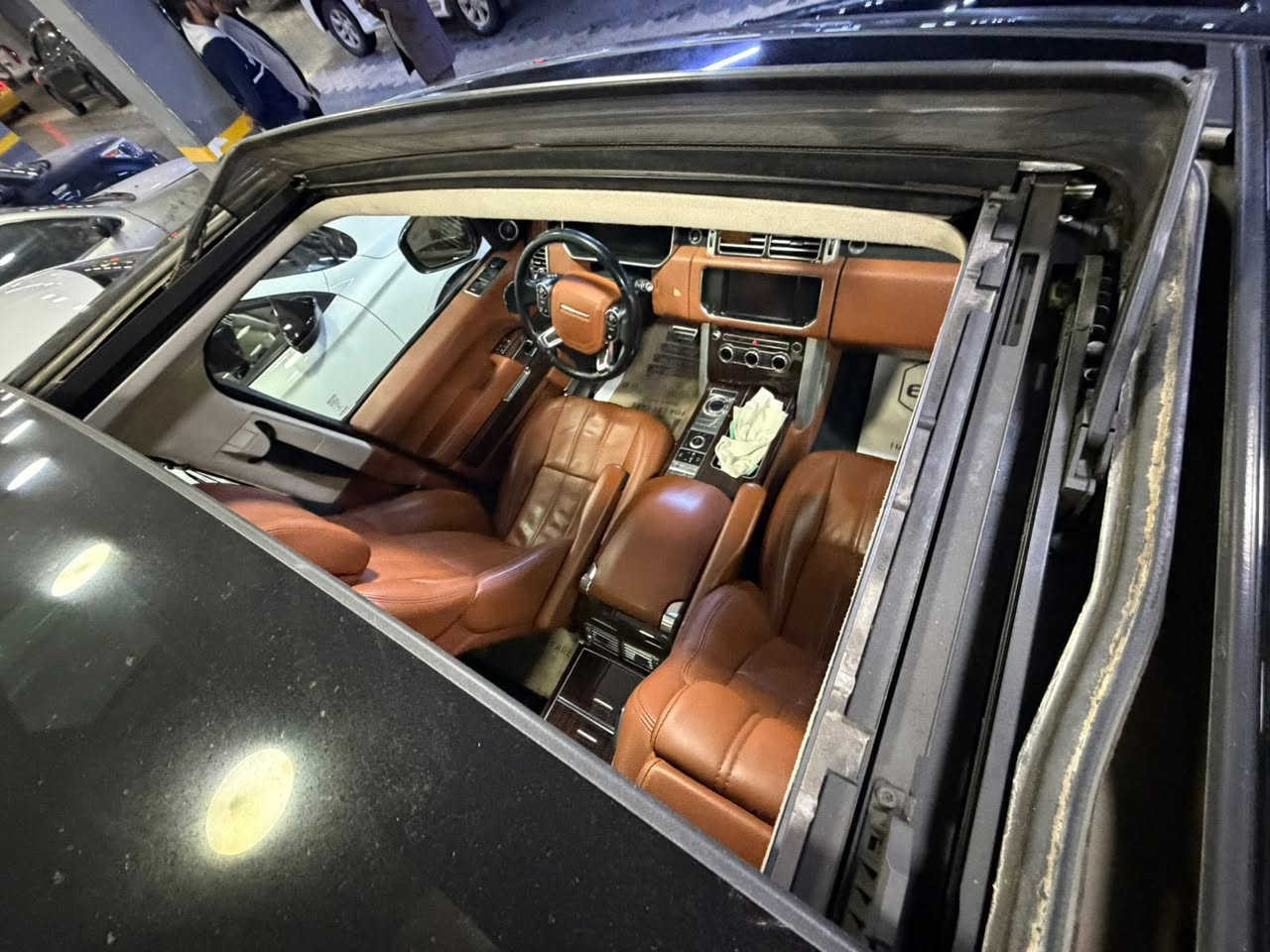 بيع او و مراوس
رانج روفر فوك اوتوبيغرافي خليجية وكالة سردار

موديل 2014

جديدة لوك عليها إدامة شاملة

داخل جلد

كشنات مساج 

جكات و دوسات كهرباء

بانورما قماره قماش

ثلاث شاشات  وكشنات خلفية مساج
معروفه مواصفات الرانج 
العنوان / بغداد زيونه
سعره 33$
ماشيه 66 الف سياره جديده 
على ايد وحده من الوكاله ماخذيه بسنته 
الهاتف /***********
