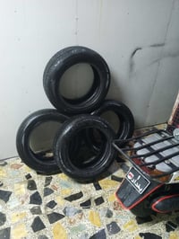 تيرات حجم 16/55/205نظيفه ب70بلمايه  سعرهن 100000الف العنوان الشعب شارع...