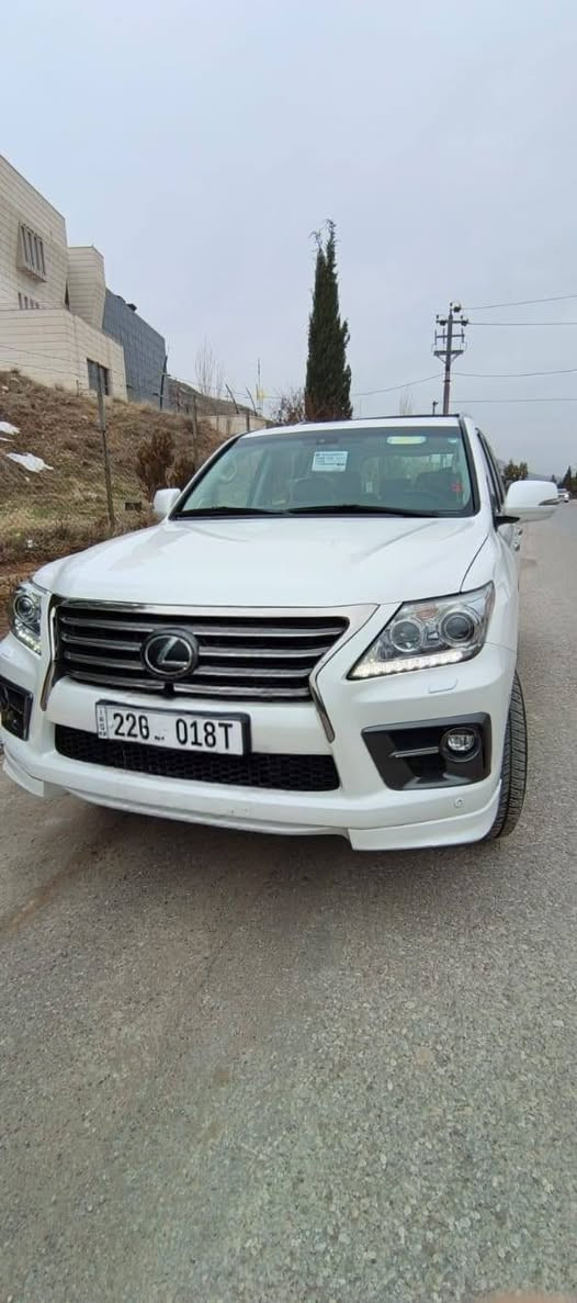 مۆدیل ٢٠١٤ برێمی فول مواسەفات 
دەرەجە یەک 
گێڕ و مەکینە بە شەرت 
یەک بست سەر بۆنید بۆیاغە 
١٣٥ هەزار ڕۆشتیە 
نرخی ٤ دەفتەر و ١٠ وەرەقە 
*********** 
0️⃣7️⃣5️⃣0️⃣2️⃣4️⃣5️⃣9️⃣5️⃣4️⃣0️⃣ أربيل, العراق
