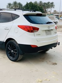 توسان • ٢٠١٣ • مكينة ٢٤٠٠