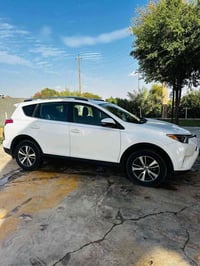 راف4 XLE • فور ويل • ٢٠١٧