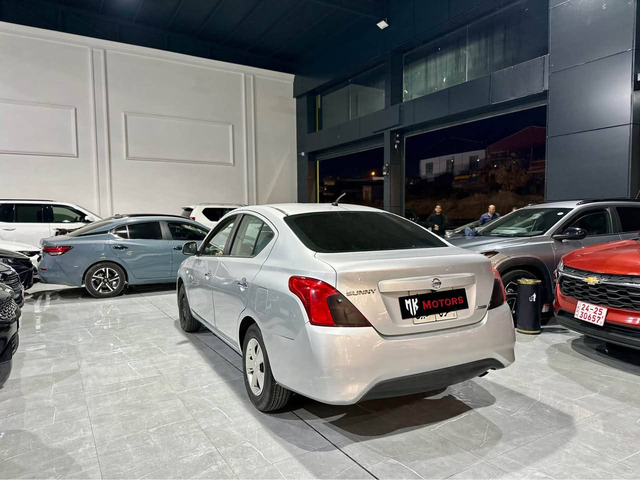 ‏Nissan
مودیل: sunny
سعر بلاش :83قفل
سنة الصنع : 2015
ماشيه: 150Km 
حالة سيار بيها بوند سبخ   للمزيد من المعلومات يرجى الاتصال على : *********** دهوك, العراق
