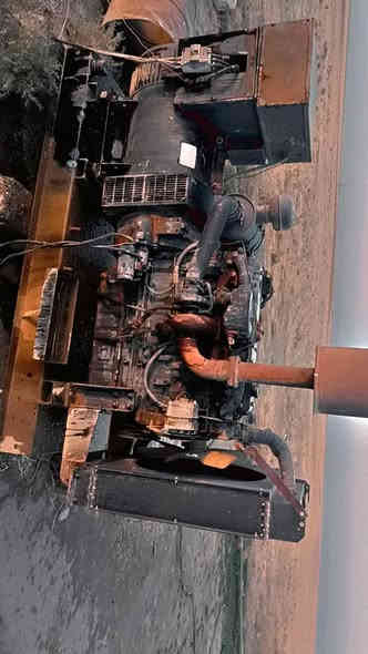 السلام عليكم مولد بيركنز 6سوبر 85كيفي بلادي مولد لاصرف ولابخار محرك بل شرط ما مفتوح برغي بي
مكان صلاح الدين الشرقاط رقم***********
