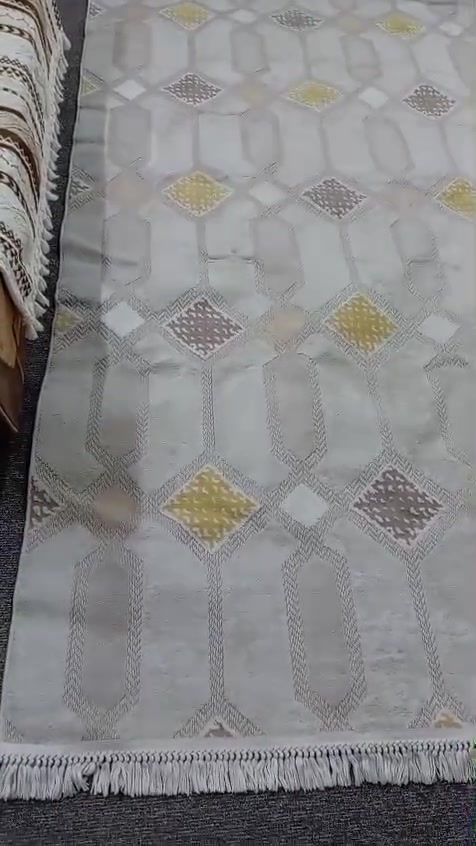 السلام عليكم فرشه بوهيمي قياس 2*3 استعمال كلش قليل للبيع


**إذا كنت صاحب هذا الإعلان وتريد حذفه لأي سبب، رجاءا أرسل رسالة إلى الدعم الفني**
