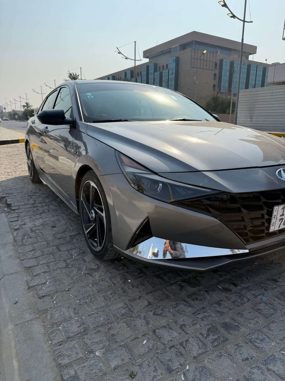 السلام عليكم للبيع فقط سيارة الأنترا موديل 2023 معوقين وبيه وكالة عامة سيارة فول مواصفات فئة أن لاين ومعروف مواصفاتة محرك 1600 تيربو السيارة جديده كلش وماشيه 100 كيلو ما بيه اي نقص سيارة وارد امريكي فقط مدكر بدون دواخل وين ما تريد أفحص *********** البصرة, العراق
