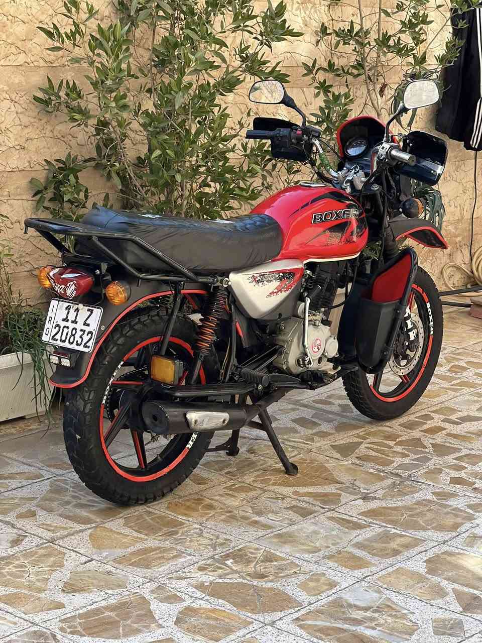 السلام عليكم بًوكسر للبيع موديل 2023 رقم وسنويه بغداد تحويل ثاني يوم اي نقص ما بيه مكينه مكفوله ما مفتوحه ولا تبخير ولا تنقيص  دراجه جاهزه كبل للشغل مكاني بغداد المحموديه 
***********
***********
