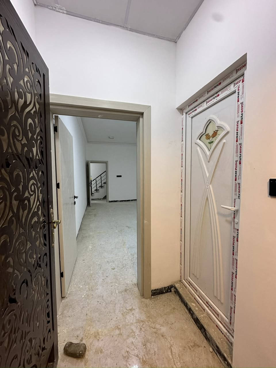 دار صفر للايجار  الديوم مجمع طيبه 2
ركن 
مساحة 200 متر 

4 غرف نوم+ هول + ستقبال  + مطبخ  + كراج 

قريب ع  شارع 60 

ايجار 350 قفل قفل
لا تخابرني وتكلي بي مجال مبي مجال ستاذي كاتب قفل 

؛ الاستفسار  اتصال ع 

***********
