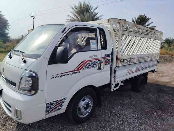 السلام عليكم كيا فحل 2021 مفتوح محرك 4000 مكفوله كفاله عامة ماشية 160الف رقم واسط سنوية جديده مكان السيارة ذي قار الرفاعي للاستفسار الاتصال (السعر 168وبيها مجال قليل للشراي) ( ***********
