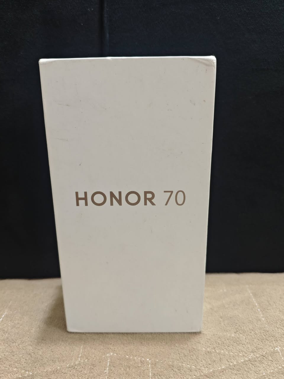 رام 8 ذاكرة 128 ملحقات كامله باكيت وشاحنه جهاز بلادي ماداخل تصليح للبيع ب250 رقمي *********** مكان هفالان
