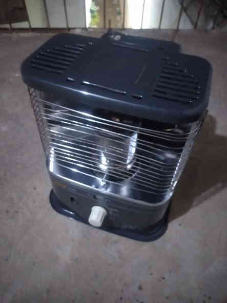 البيع السعر ٧٠الف وبي مجال المكان حي الكرامة ***********
