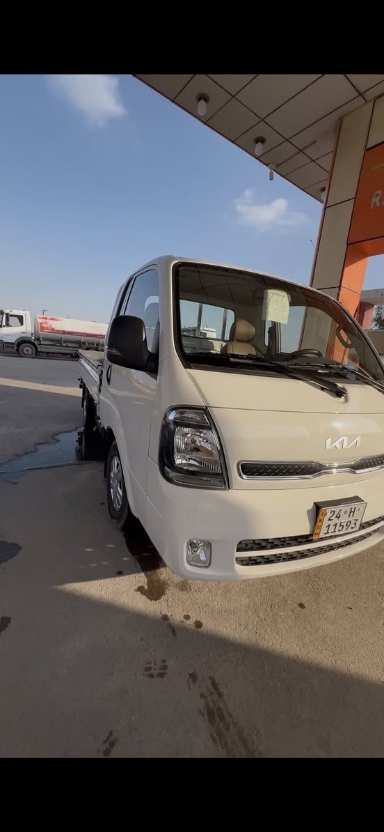 Kia 2025
كيا 2025 
حجم 2700
مرقم جديد دهوك 
سياره ع الوضع بلادي 
ماشيه 13 الف فقط 
سياره مامحمل ما مشدود محجل نهائيًا 
تحويل و غرامه و ظريبه شرط 
گير و مكينه و اكسن شرط 
مكان سياره شيخان معرض هاولاتي طريق دهوك على اربيل و ٢٠ دقيقه قرب من موصل 
سعر 185 $ ورقه و مجال 
*********** 
سياره كدام العين سعر و موديل و كلشي ما يحتاج تخابر و تسال
