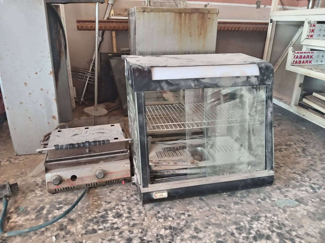 غراض مال مطعم كلهن شغالات 
شواية كص و كابسه و قلاية فنرك وكنتاكي 
السعر كلهن 275 
العنوان نجف شارع المدينه


**إذا كنت صاحب هذا الإعلان وتريد حذفه لأي سبب، رجاءا أرسل رسالة إلى الدعم الفني**