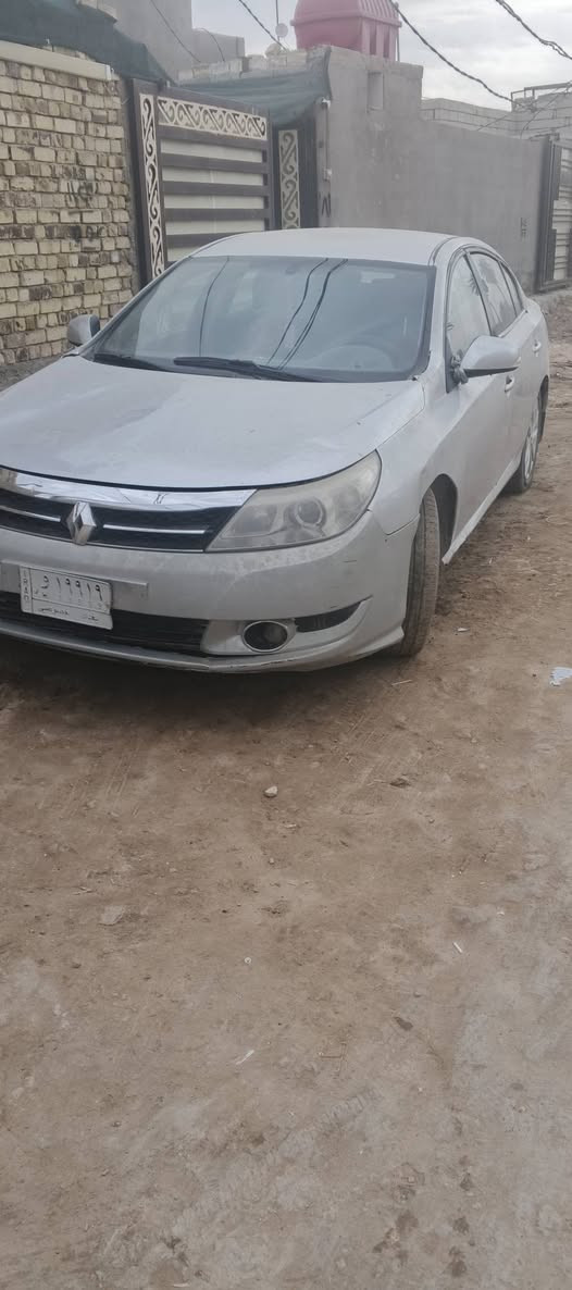 رينو سافران 2012 للبيع 
بيها عطل كهربائية 
ابيع على عطله
 للاستفسار تواصل على الرقم بي واتساب 
***********
