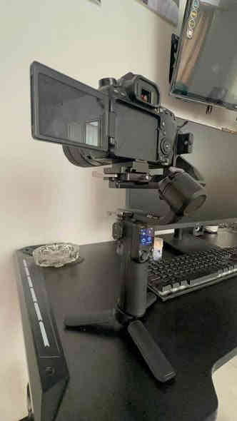 كامرات كانون d80 سستم كامل 3 كامرات نظافه 90% مع العدسات الاصليه 18-135 مع 👇🏻

- عدسة كانون 70-200 الاصدار الاول فتحة 2.8 ( بيها خلل اوتو فوكس فقط )

- كامرة كوبرو 9 مع رام 64GB

- رونن dji Rs3 min ( نسخة المني )

- شواحن الكامرات + البطاريات + الحقيبه + رامات 

السعر الكلي : 3500 وقابل للتفاوض 

التواصل او الاستفسار موجود واتساب + اتصال على هذا الرقم *********** البصرة
