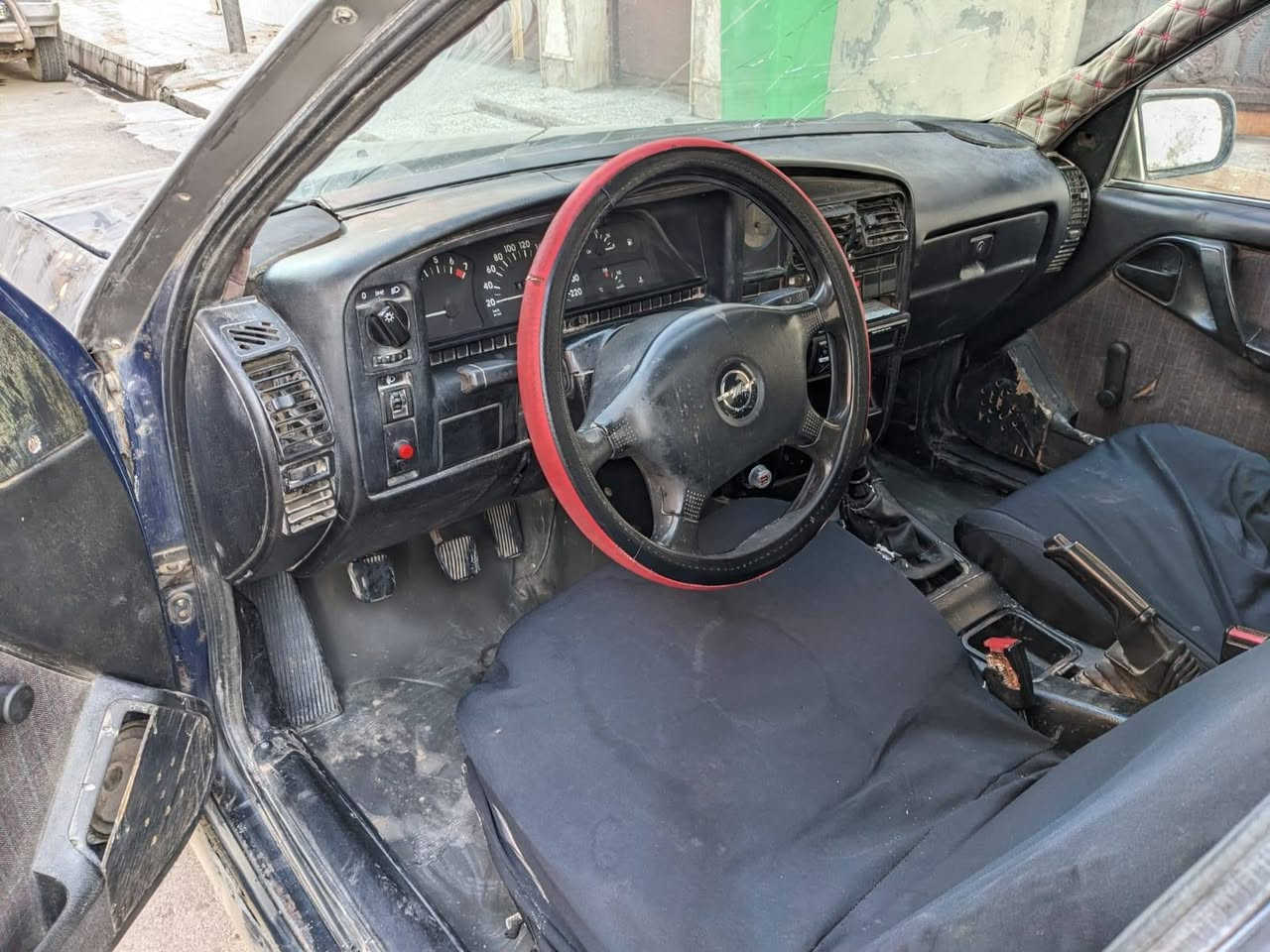 اومیگا استیشن مودیل 1991 گێر عادی مەکینه حەجم 20 گێرو مەکینه بشەرت رقم نینوی المانی سنوی بلاستیک تحویل و وکالە بشەرت سەنەوی جدیده حتا 2029 سعر 20 وەرەقه و پچەک مجال *********** سميل, دهوك
