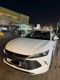 BYD-Qin L_ 2025 مواصفات سيارة  لvibعدا البنورامة  داشكام أمامي اصل مع ...