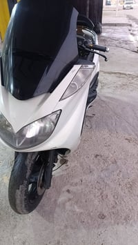 اخوان للبيع ماجتسته كراند  مكينه مكفوله  نضافه 80/💯  سعر 900 وبيها مجا...