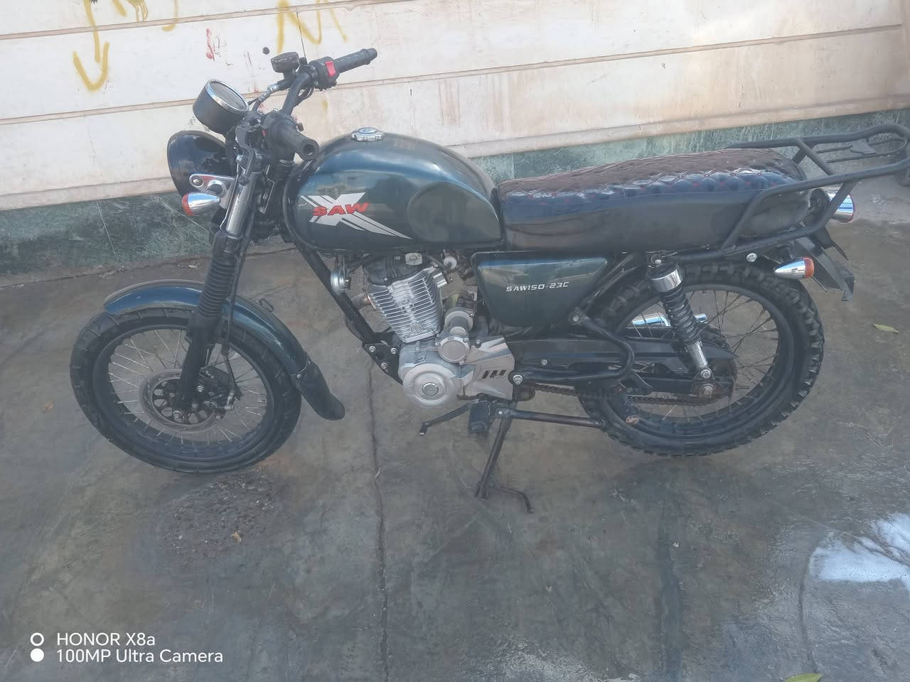 السلام عليكم ماطور ساو للبيع السعر 500وبيه مجال موديل 2019 الاتصال على الرقم ***********
