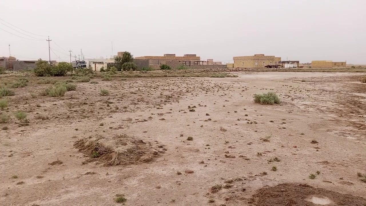 السلام عليكم أرض زراعيه للبيع المساحه 10 دونم الموقع ناصريه سوق الشيوخ منطقة ساده الشرامطة مقابيل المدرسة الستفسار مراسلت الصفحه او الاتصال ***********
