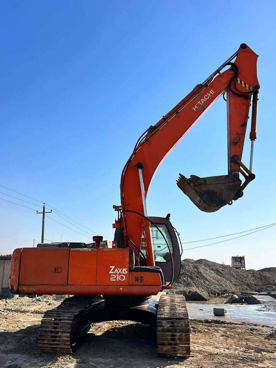 زت 2006 رقم شمالي بسمي مكفوله محرك +مضخه +حدا يه جديده كهربا ىيات كلهة شغله حجم 210 السعر 290 بيهة مجال ***********
