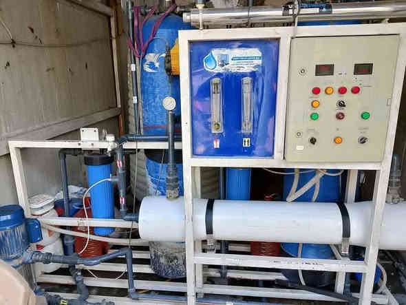 السلام عليكم محطه مي ارو
البيع سعر 2وبيها مجال
نسبت الاملاح 
قياس فورتيا مال ماطورات 
نوزلات ايطالي اثنين 
بيها بطل الفحم طاك فقط 
حساسات فول اوتماماتيك 
بل ساعه 1000 لتر
معه تانكيات 2
واحد 2000
واحد 3000
رقم الهاتف ***********
