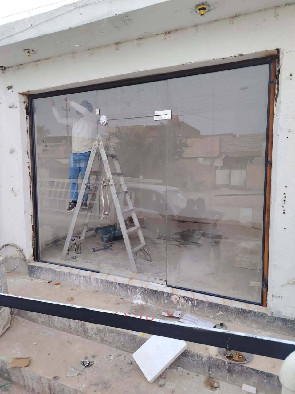 تنفيذ كافه اعمال الزجاج 10ملم والالمنيوم الحديث
والكيرتن والمقسى
للاستفسار الاتصال على
***********
***********
